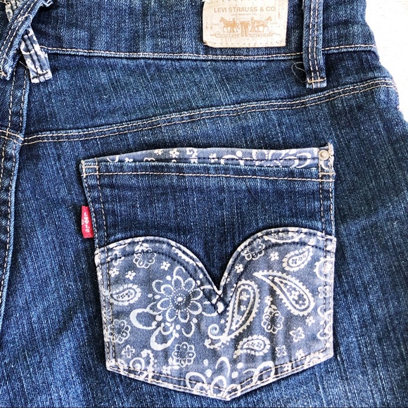 LEVI’S FRAYED JEAN SHORTS SIZE 7 - Picture 6 of 7